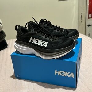 HOKA Bondi8 women’s Black and white size 6